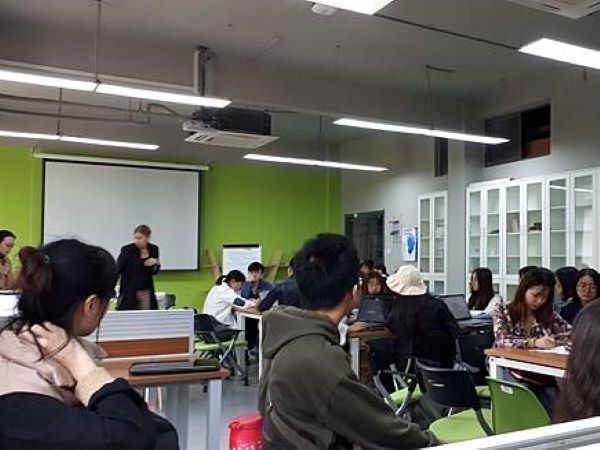 中國無錫江南大學-胡善雅圖片(另開新視窗)